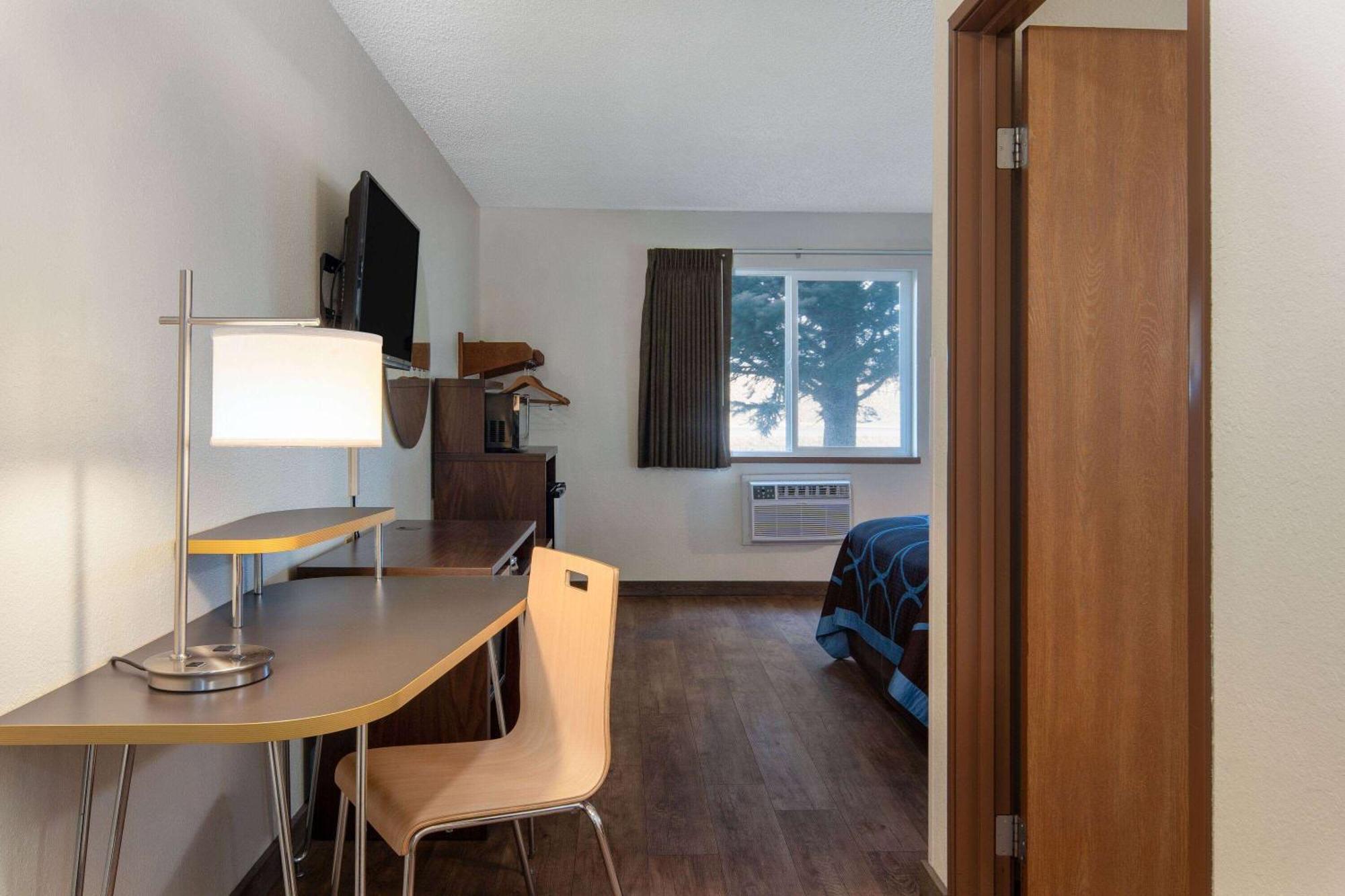 Motel Super 8 By Wyndham Yellowstone