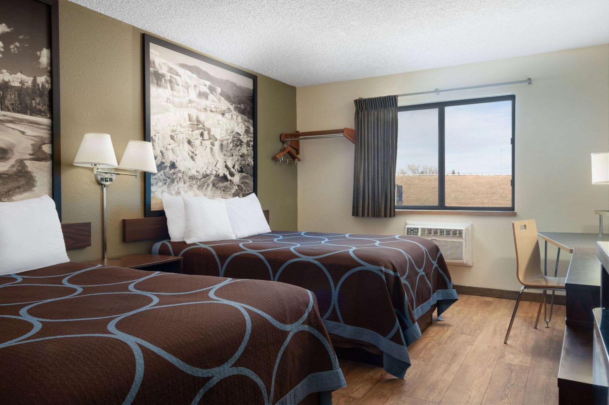 Super 8 By Wyndham Yellowstone Livingston