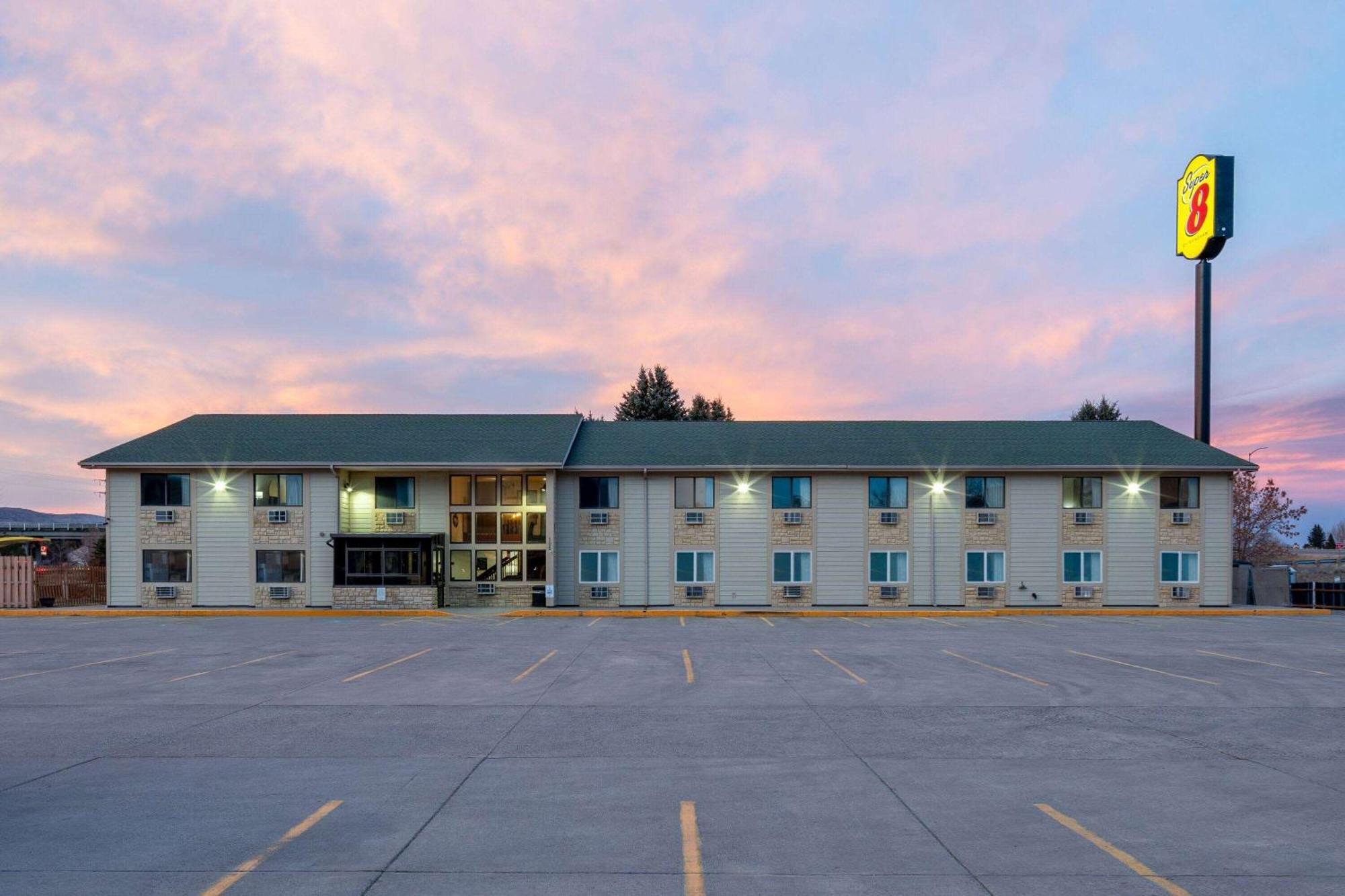 Super 8 By Wyndham Yellowstone Livingston